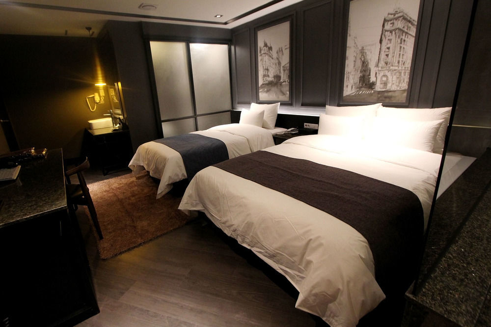 Dublin Hotel Busan Bagian luar foto