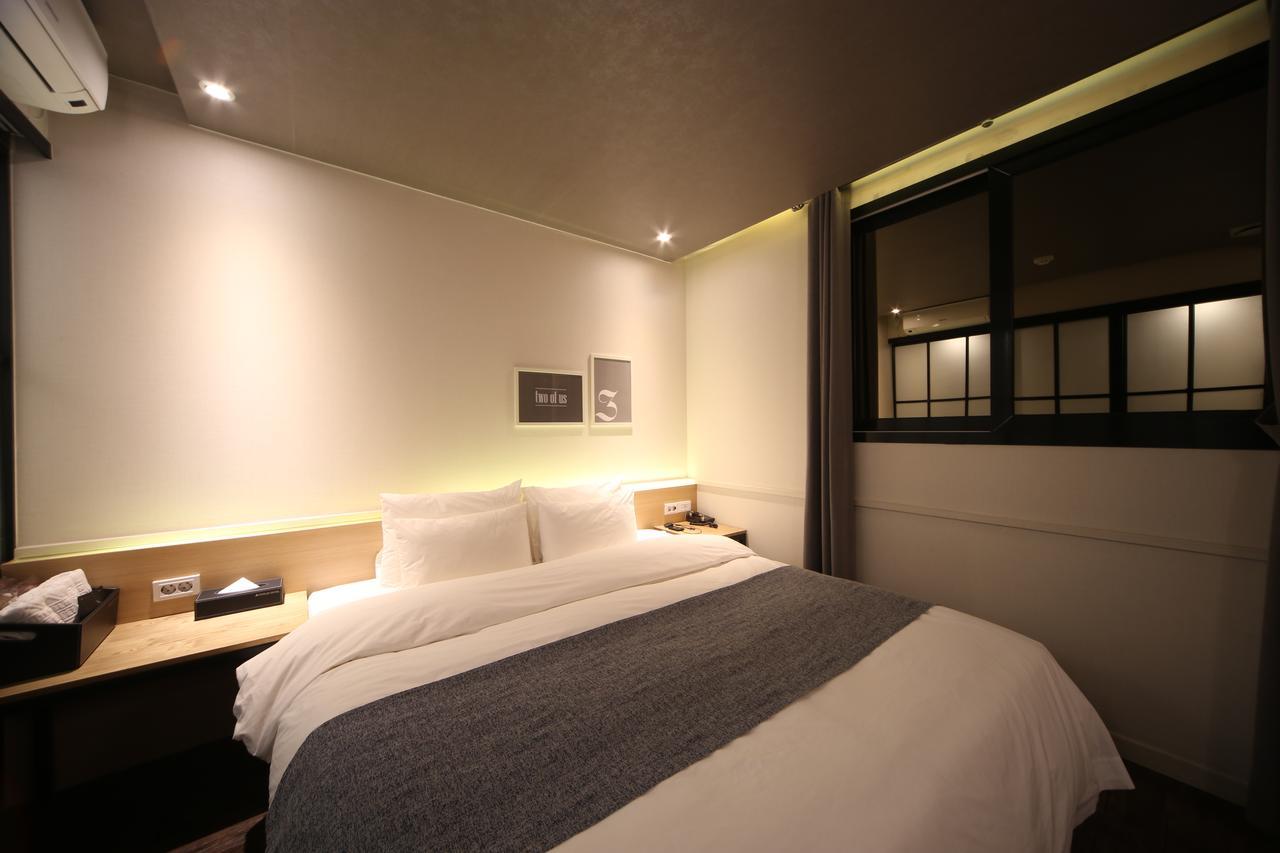 Dublin Hotel Busan Bagian luar foto