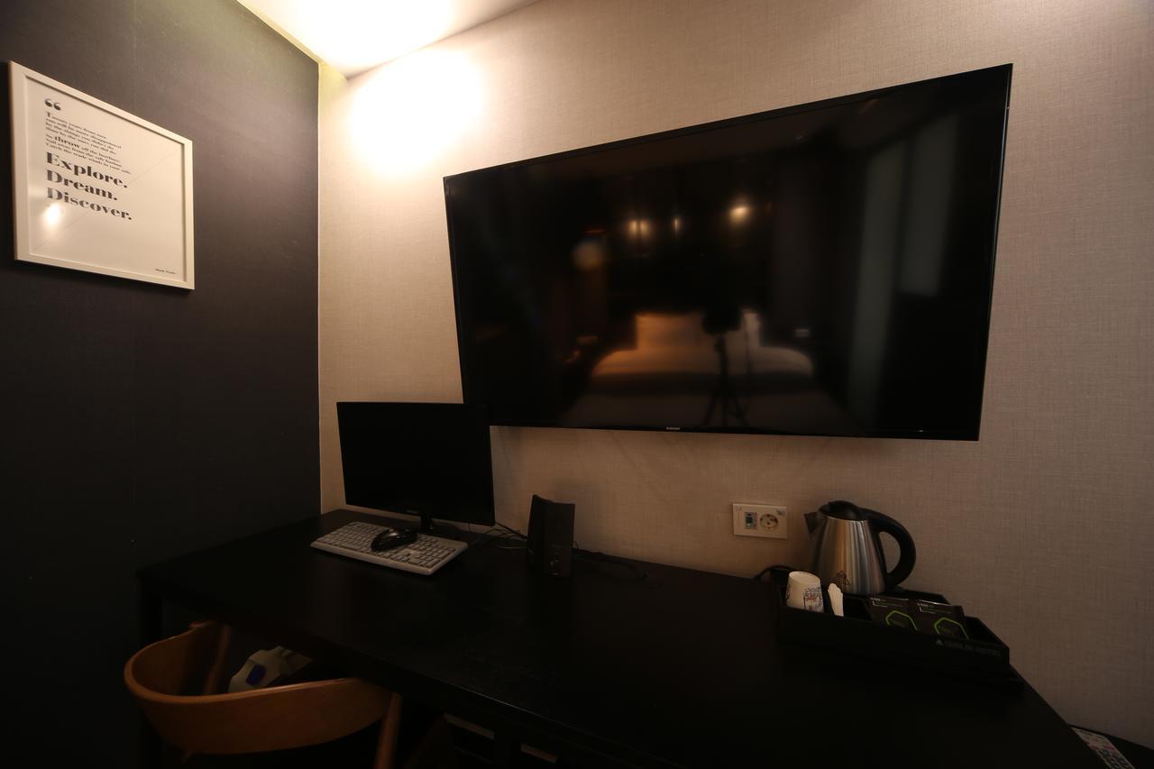 Dublin Hotel Busan Bagian luar foto